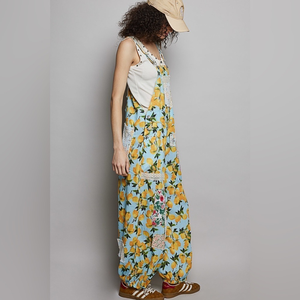POL Summer/Spring Collection Laced Patchwork Overalls Detailing - Picture 2 of 4